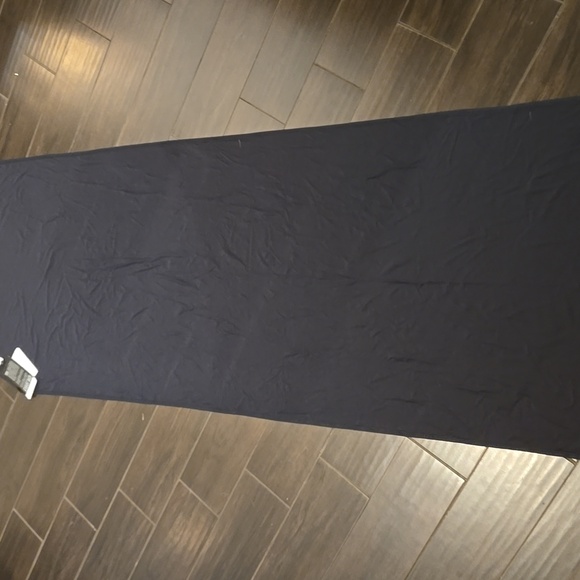 Unisex Bloq-Uv Black Blanket Wrap NWT - Picture 5 of 7